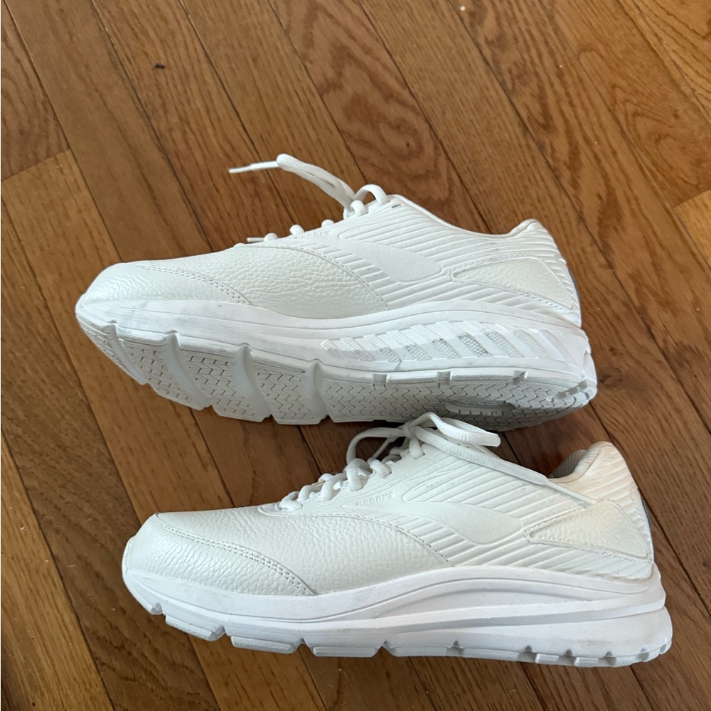 Brooks Women’s Addiction Walker 2 White Sneakers Size 9.5 2E - Picture 3 of 5